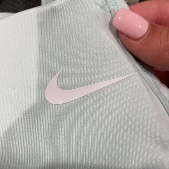 Nike Sports Bra - Picture 3 of 3